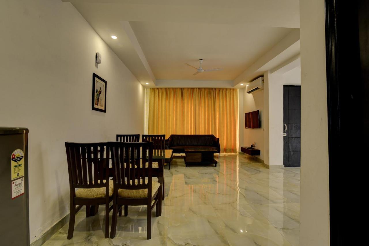 Country Inn Hotels & Resorts Vrindavan Exterior photo